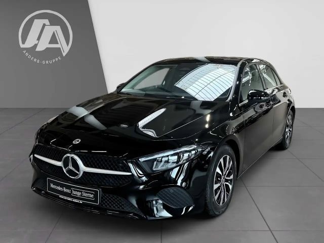 Mercedes-Benz A 180 A 180 d