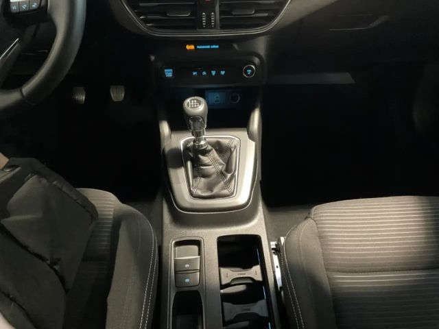 Ford Focus Titanium Wagon