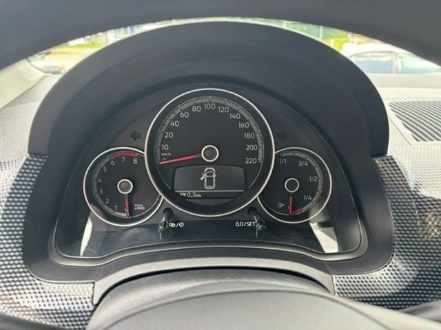 Volkswagen up! Move Move up!