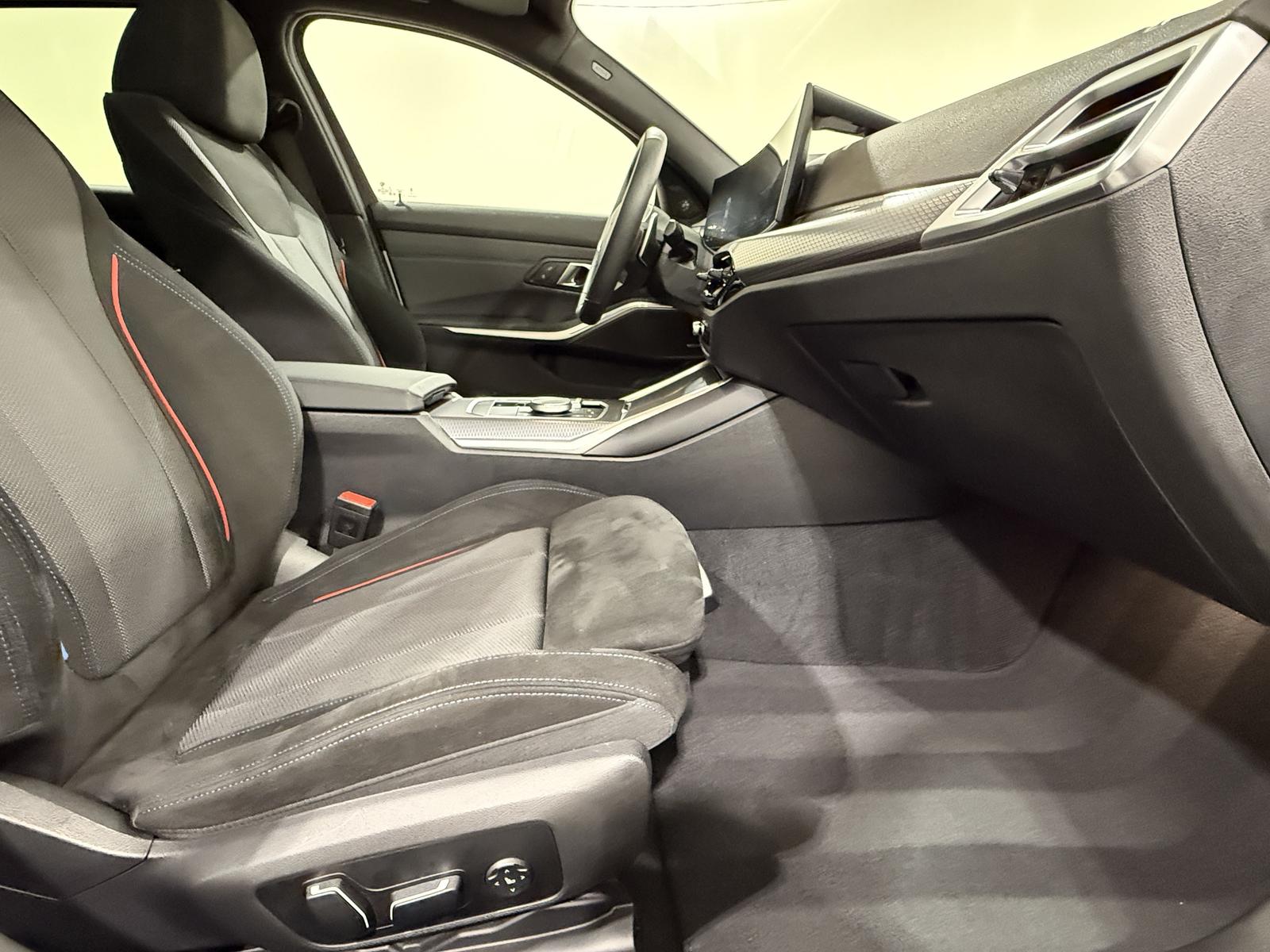 BMW 330 330d M-Sport Touring xDrive