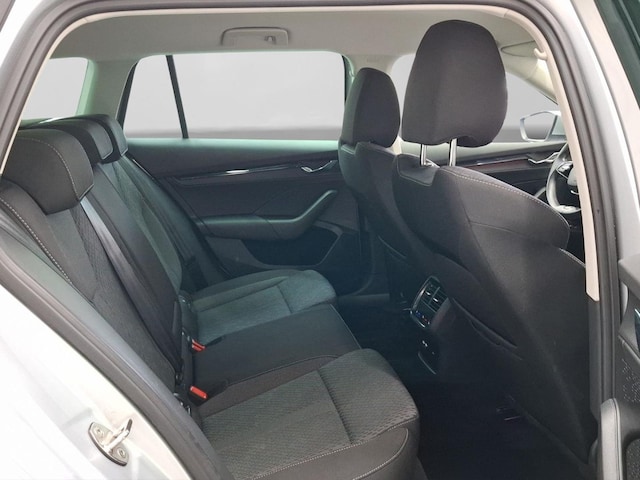 Skoda Octavia Clever Combi iV