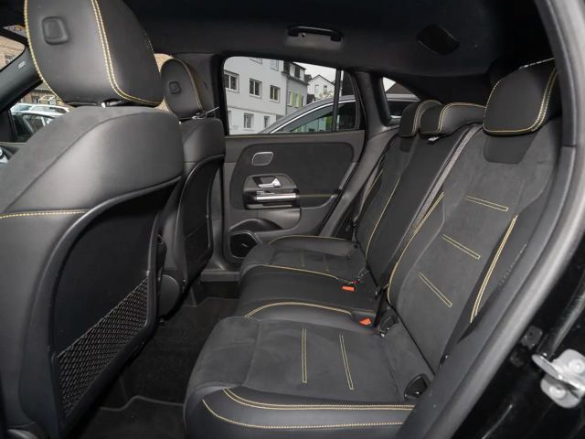 Mercedes-Benz GLA 45 AMG 4MATIC+ AMG Line