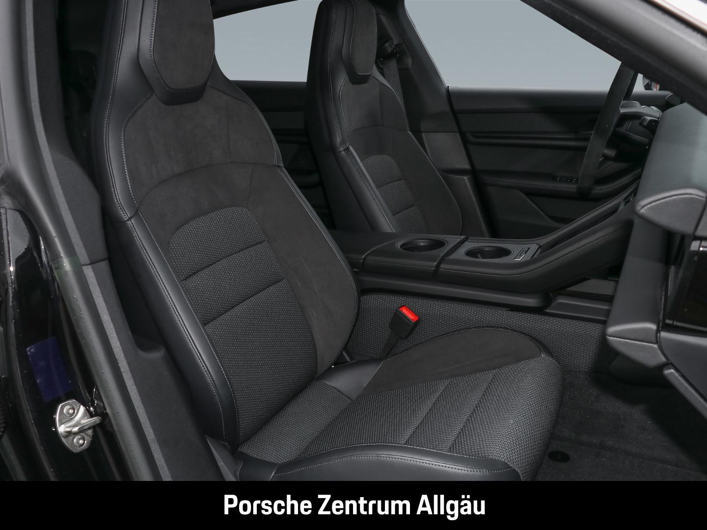 Porsche Taycan 4S Cross Turismo