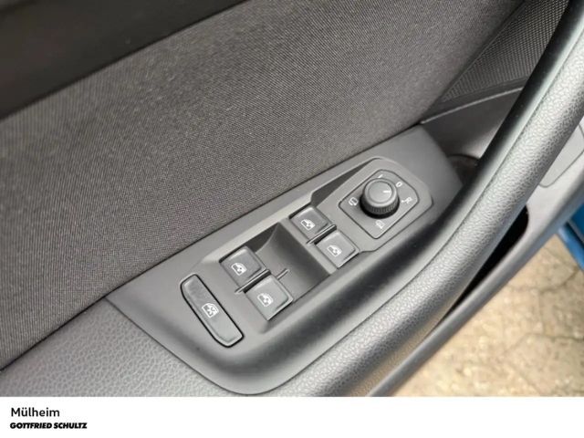 Volkswagen Passat 1.5 TSI Business Variant