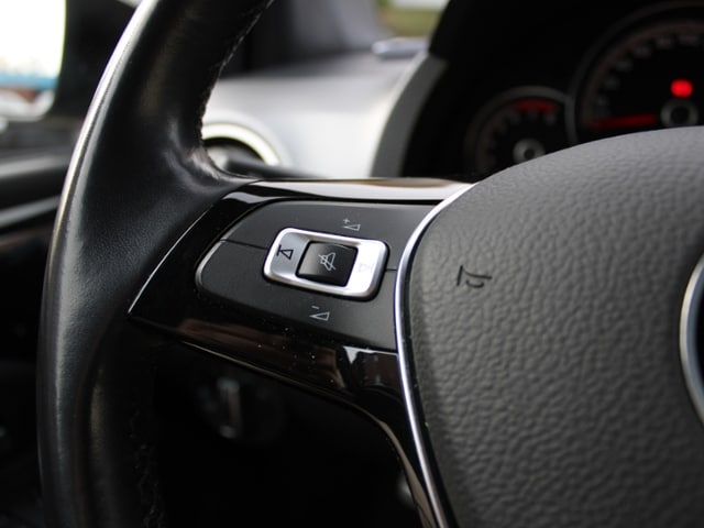 Volkswagen up! Active