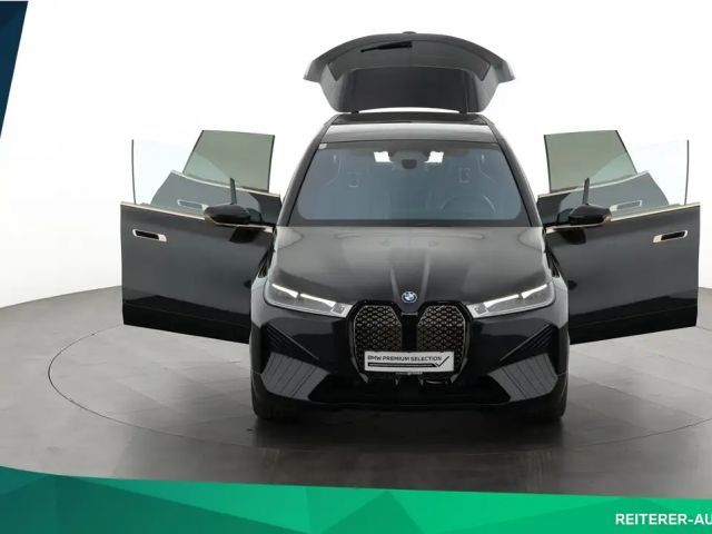 BMW iX xDrive40