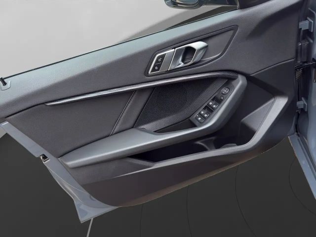 BMW 120 120d Sedan xDrive