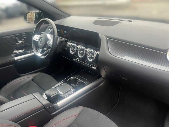 Mercedes-Benz GLA 200 GLA 200 d