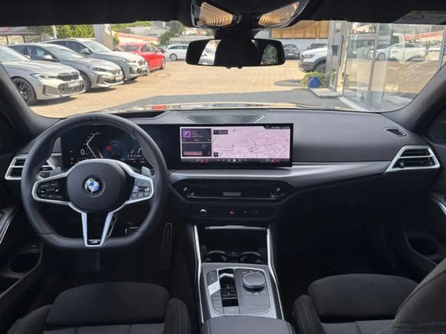 BMW 320 320d M-Sport Touring