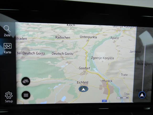 Volkswagen Golf Life