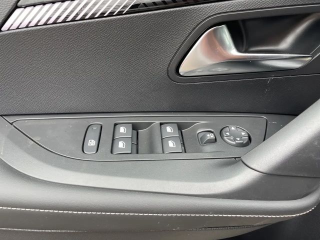 Peugeot 2008 Allure Pack PureTech