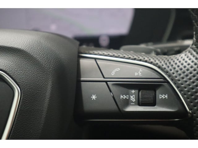 Audi A4 40 TDI Avant S-Line S-Tronic