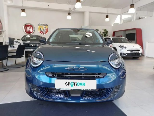 Fiat 600e Hybrid mHEV 145 6-Gang eDCT Pop