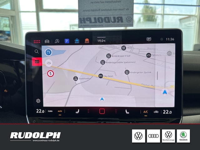 Volkswagen Golf 2.0 TSI DSG Golf VIII