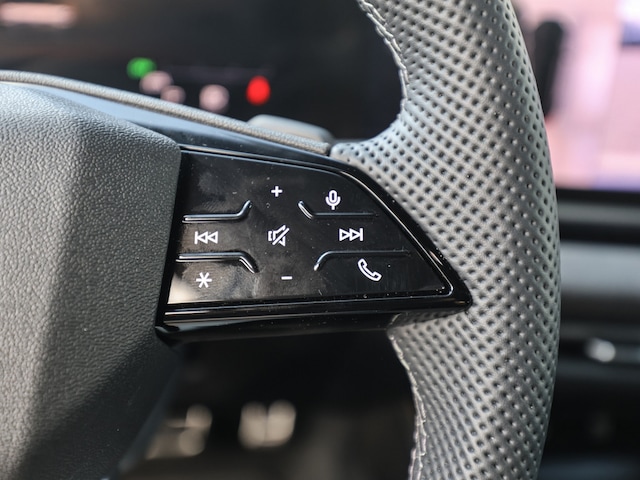 Audi A6 Avant Quattro S-Tronic