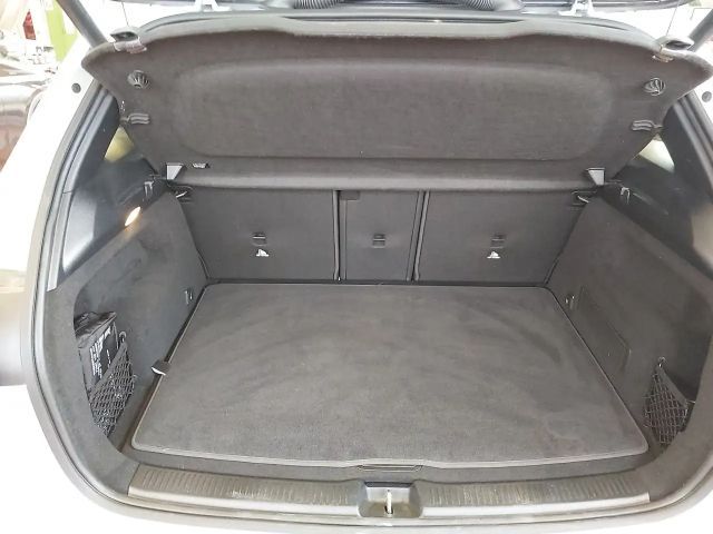 Mercedes-Benz B 200 Progressive