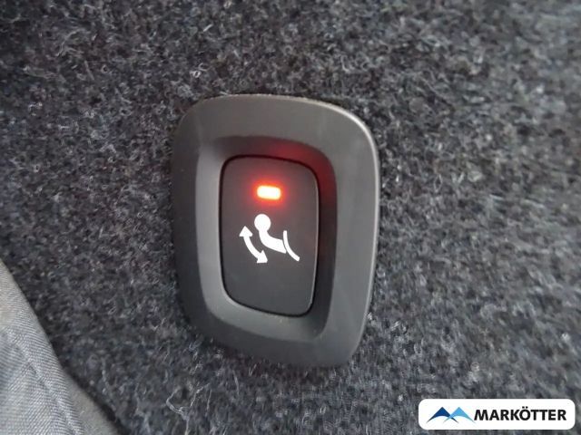 Volvo XC40 Core Recharge