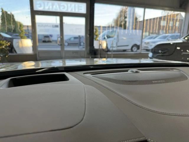 Volvo V90 AWD Dark Recharge T8 Ultra
