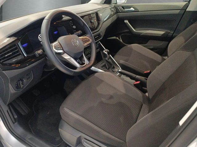 Volkswagen Polo 1.0i "LIFE" 80 PS +NAVI+KLIMA+SHZ+
