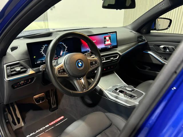 BMW 330 330e M-Sport Touring xDrive