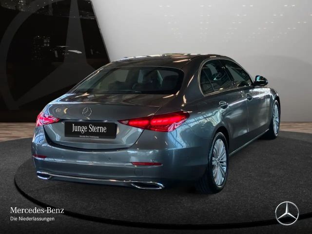 Mercedes-Benz C 180 AVANTGARDE Sedan