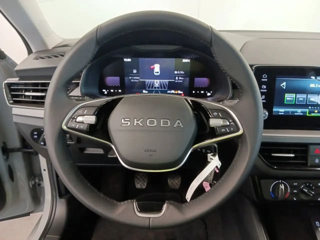 Skoda Scala Essence TSI