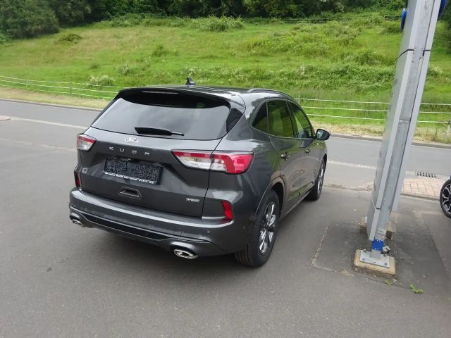 Ford Kuga Hybrid ST Line X