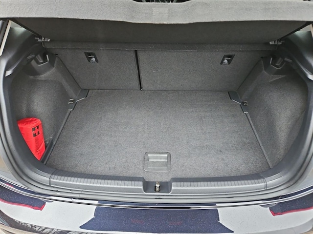 Volkswagen Polo 1.0 TSI DSG Style