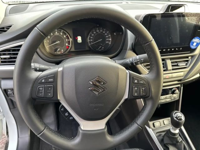 Suzuki S-Cross Hybrid