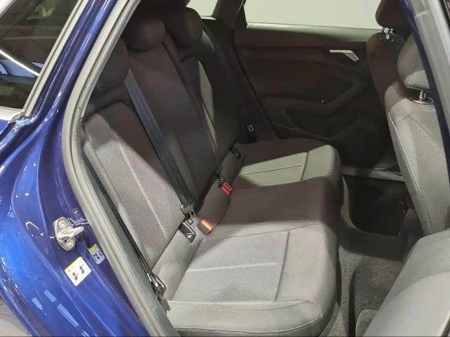 Audi A3 30 TFSI Sedan