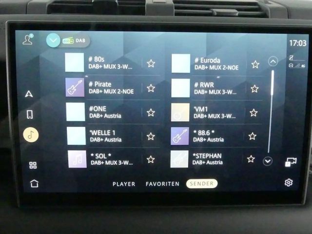 Land Rover Defender 110 P300e S