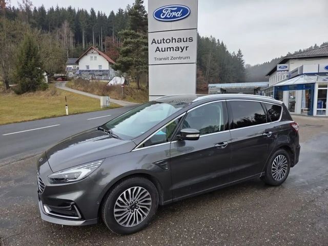 Ford S-Max Titanium
