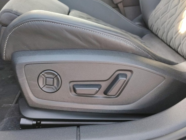 Audi S3 Quattro S-Tronic Sedan