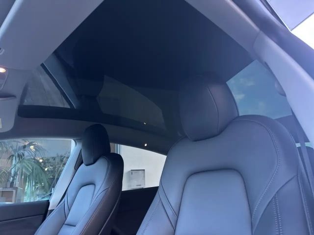 Tesla Model Y AWD Dual Motor Long Range