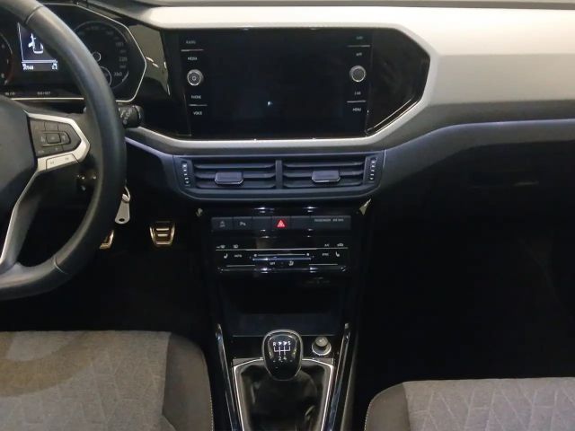 Volkswagen T-Cross Move