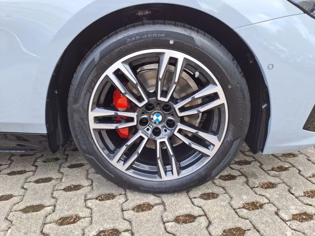 BMW 520 520d M-Sport Touring xDrive
