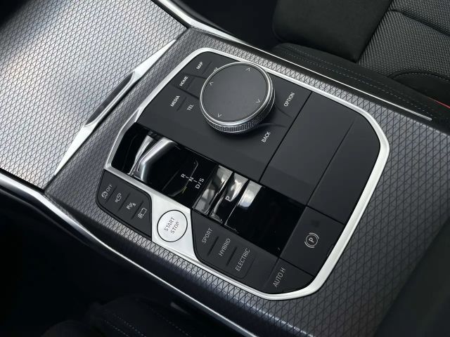 BMW 330 330e M-Sport Touring xDrive