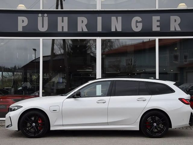 BMW 330 330e M-Sport Touring xDrive