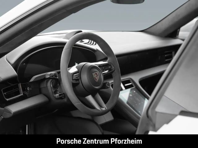 Porsche Taycan Turbo