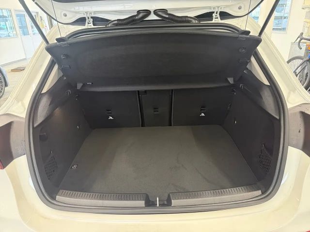 Mercedes-Benz A 180 Hatchback