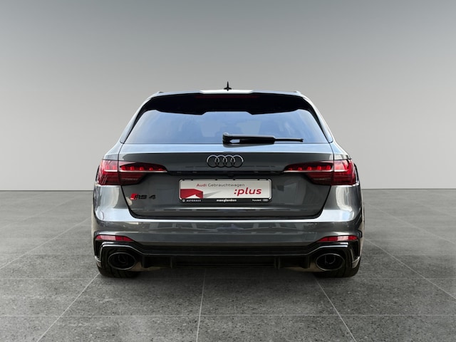 Audi RS4 Avant Quattro