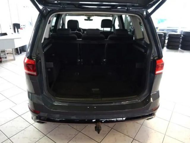 Volkswagen Touran DSG R-Line