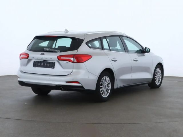 Ford Focus Titanium Wagon