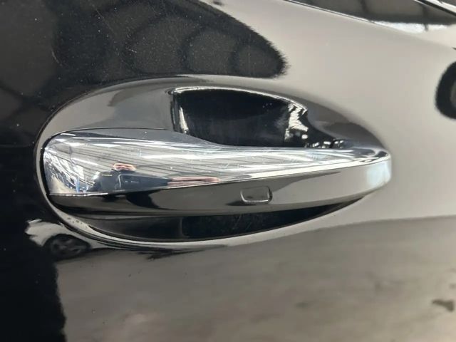 Mercedes-Benz B 180 Luxury Line