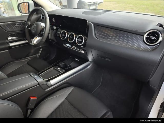 Mercedes-Benz GLA 200 GLA 200 ADVANCED/LED/KAMERA/WINTER/EASY-PACK SHZ