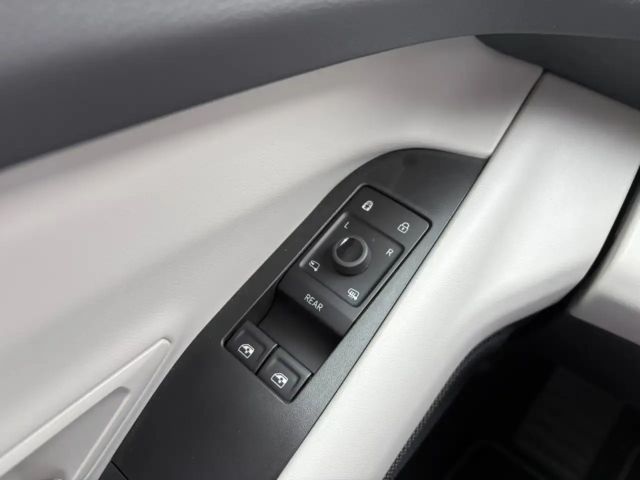 Ford Explorer Extended range