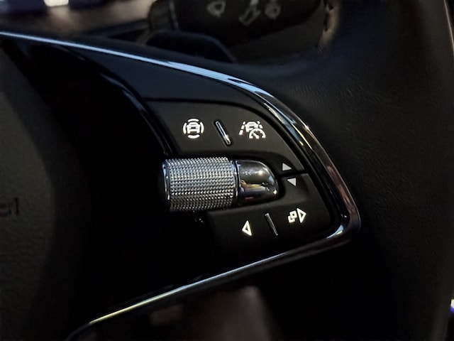 Skoda Superb 2.0 TDI Combi Style Style