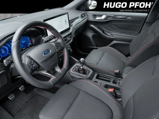 Ford Focus EcoBoost ST Line