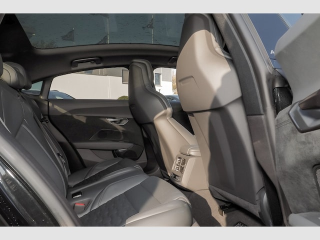 Audi RS e-tron GT Quattro