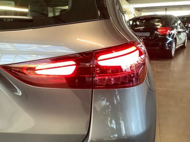 Mercedes-Benz GLA 200 Progressive